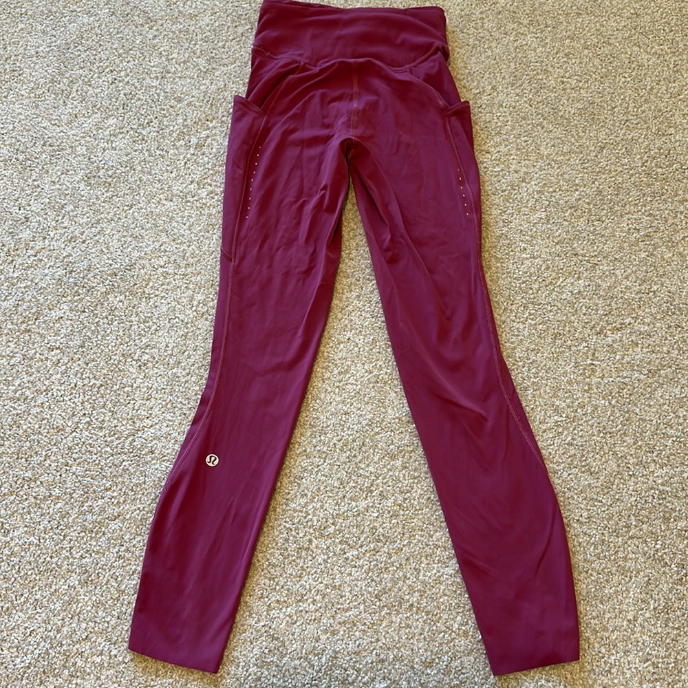Fast and free 25” lululemon leggings